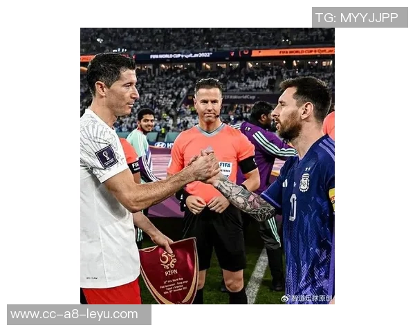 迈阿密新援圣克莱尔谈世界杯前与梅西合作的提升之路