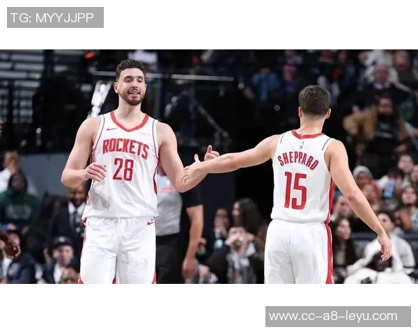 媒体人呼吁申京回归火箭否则末节夹击KD难以应对 媒体人呼吁申京回归火箭否则末节夹击KD难以应对